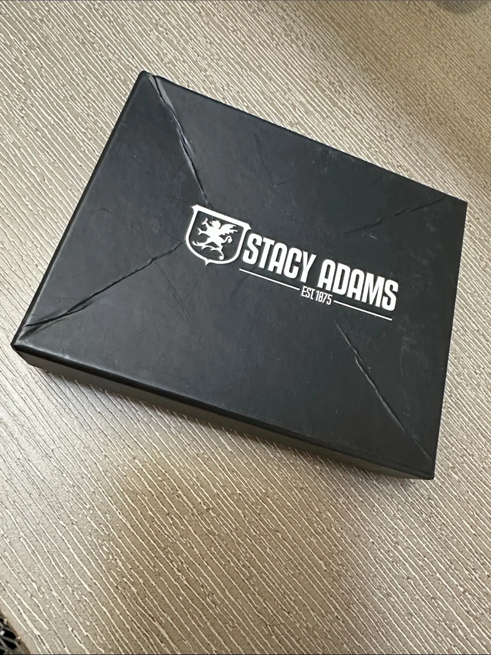 New Stacy Adams Cognac Brown Leather Card case with box